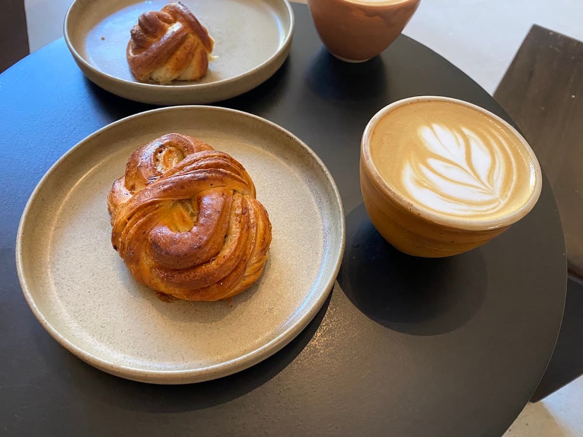 Haku Specialty Coffee — character detail