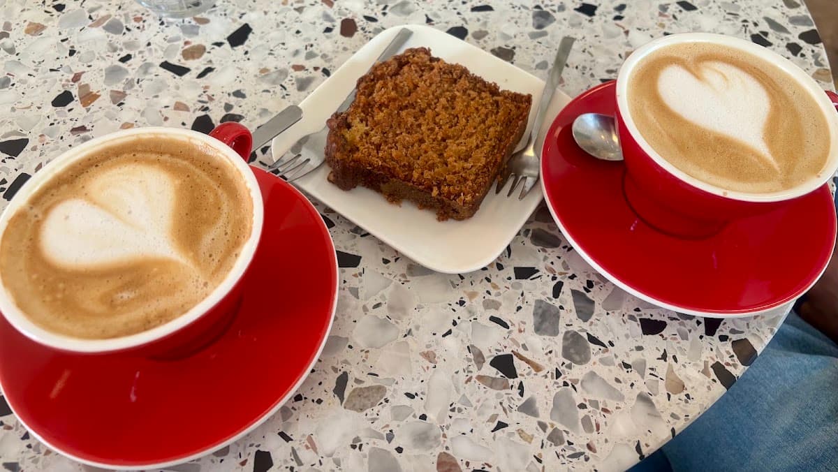 Sam's Koffie — character detail