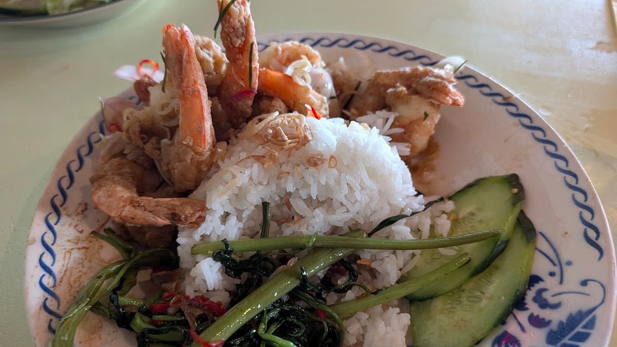 Café Warung Pas — character detail