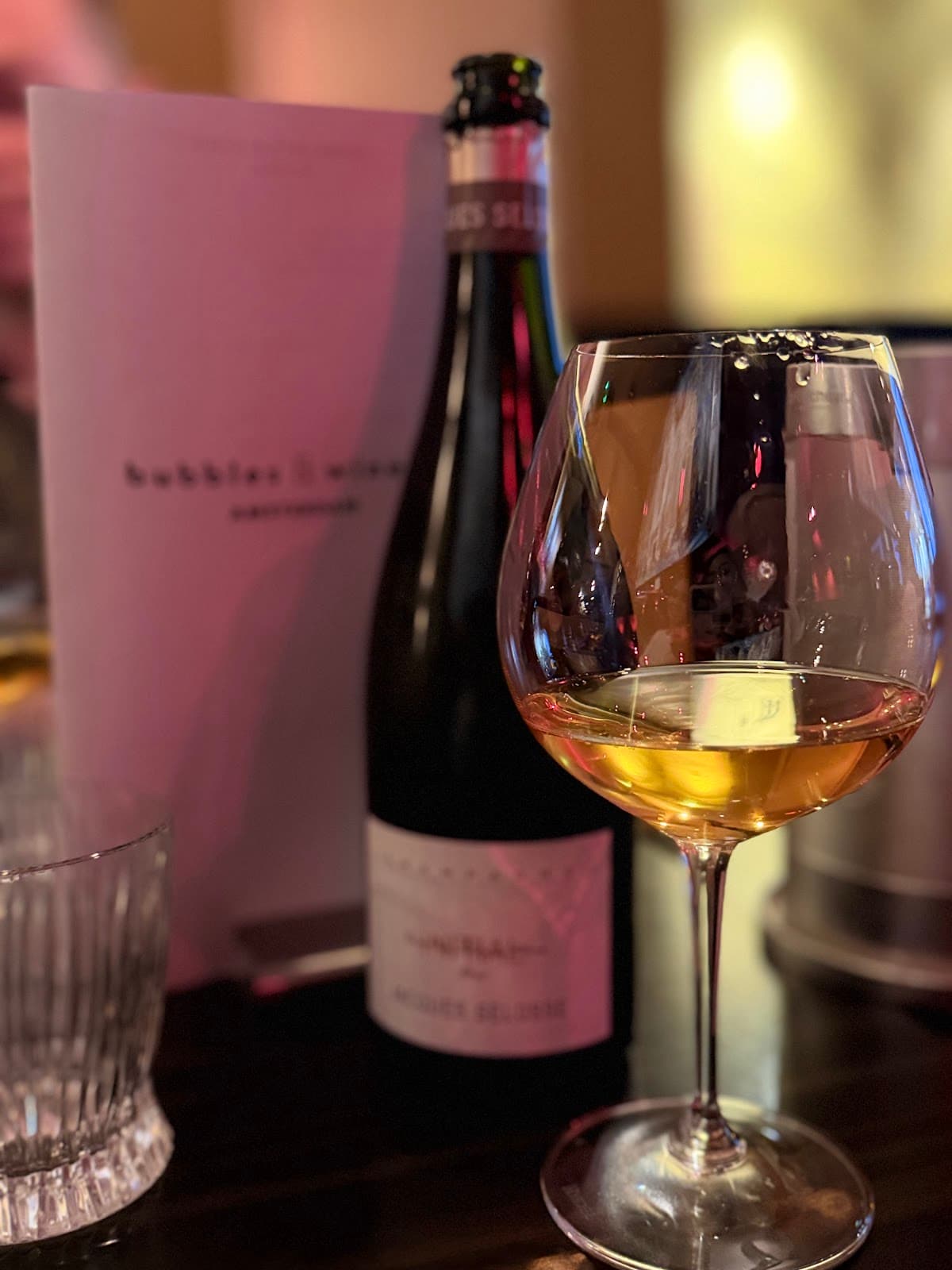 Bubbles & Wines — character detail